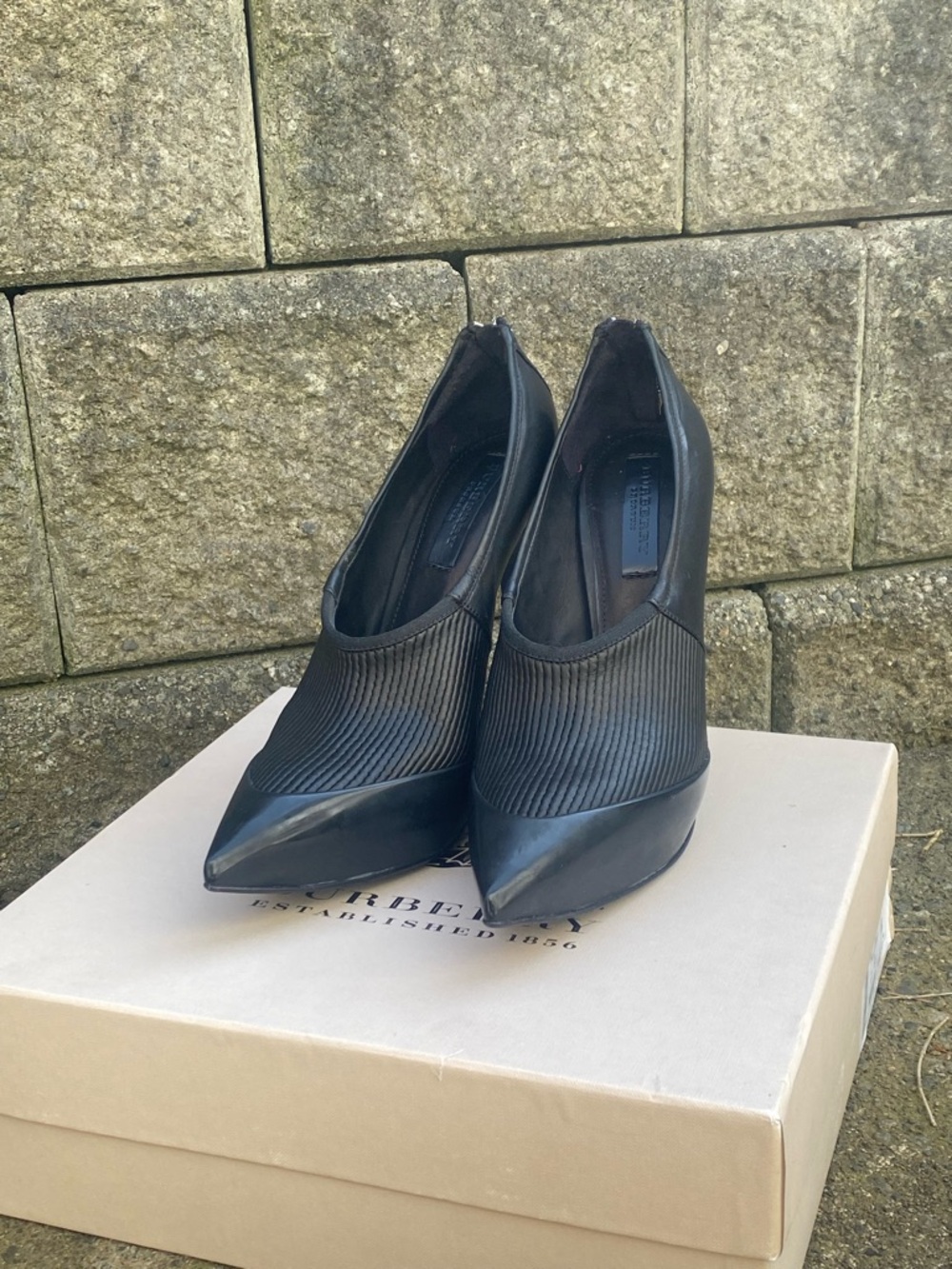Never worn Burberry Black Pointed Toe Women's Pumps